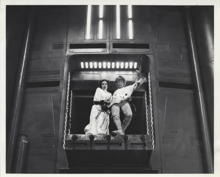 Star Wars 1977 Carrie Fisher Mark Hamill Original 8x10 Photo Very Rare